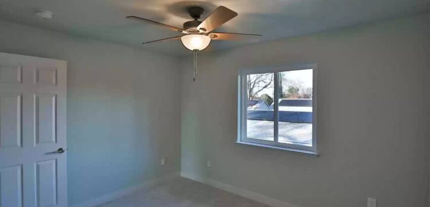 37 Oak Avenue – Woodland, CA